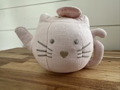 GG) Pottery Barn Kids Pink Gold Accents Cat Kitten Plush Fabric 4” Teapot 2017