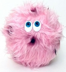 1 Count Clawee Clawbella 5″ Fuzzy Pink Ball Collectible Plush Age 3 Years & Up