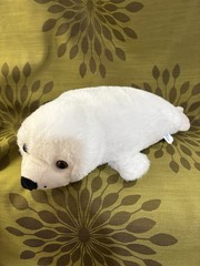Seaworld Harp Seal 16”