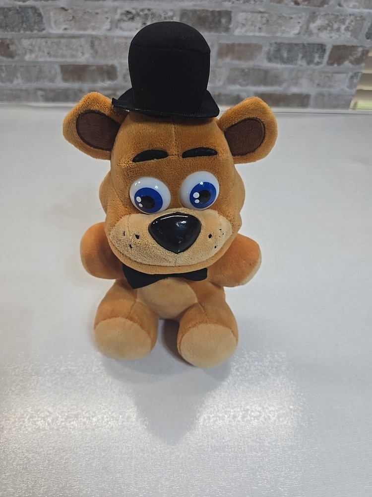 Five Nights At Freddy’s 10″ Fazbear Plush Stuffed Toy 2017 FNAF