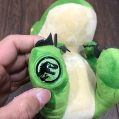 Jurassic Park World Plush Green Velociraptor Dinosaur 8″ 2022 Soft Cute Plush