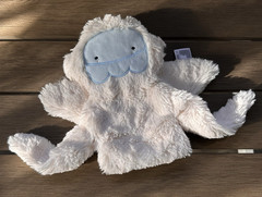 Slumberkins Yeti Snuggler White Plush Blue Face Stuffed Animal No Book 14″ Used