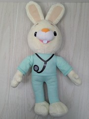 Baby First TV Harry the Bunny Plush Rabbit Green Scrubs Doctor Nurse 15″