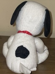 2012 KCare Snoopy Valentine Stuffed Animal 10” (no Sound)