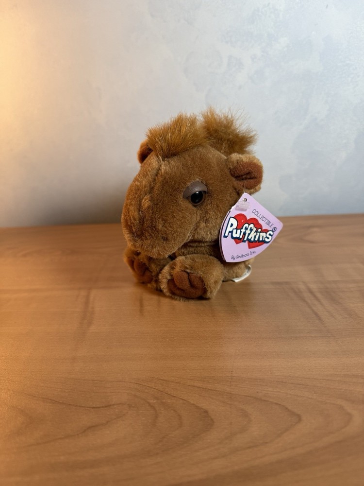 Puffkins Swibco Camilla Camel mini plush toy 5″ Brown Birthday 5-9-00 May 9 NWT