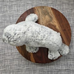 FAO Schwarz Seal Pup Plush Stuffed Animal Appr 16″ Super Soft Stuffy White/Gray
