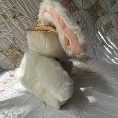 VNTG Hallmark Hopper Rabbit Plush White Small 6-14in Hat A-55972