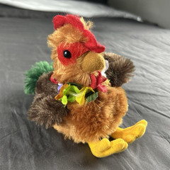 Hawaiian Collectibles Rooster Plush Stuffed Animal Lei Small 6-14 in Retired