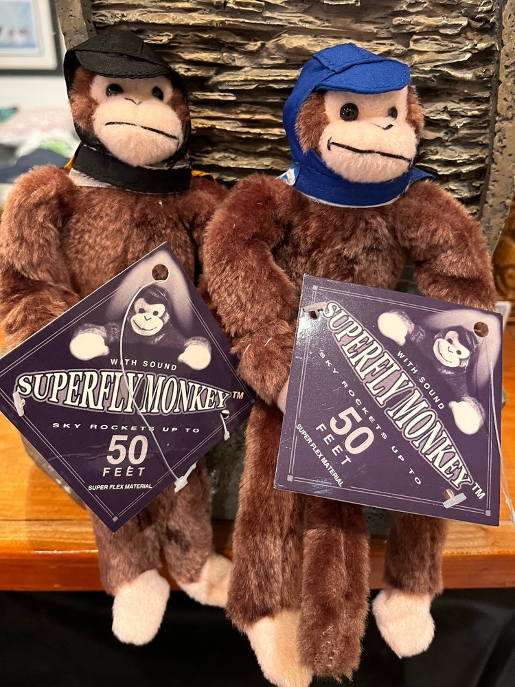 2 Superfly Slingshot Flying Monkeys with Cape Hat 50 Feet Launch Toy