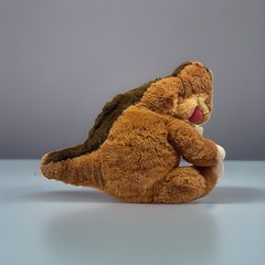 Vintage 1988 GUND Plush 18″ The Land Before Time LITTLE FOOT Stuffed Animal