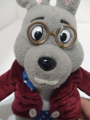 GIVE KIDS THE WORLD VILLAGE MAYOR CLAYTON RABBIT BEAN PLUSH APPROX. 10IN HGT