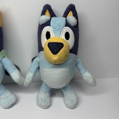 Lot of 2 Bluey 8″ Plush Stuffed Animals: Bluey & Queens Bluey Moose Toys Ludo