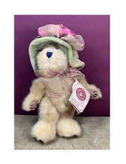 VTG BOYD’S J.B. BEAN BEAR NAMED “JOSIE K. BEARSMARK” PLUSH/STUFFED ANIMAL