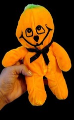 KOLDEN TOY ORANGE STUFFED ORANGE GHOST GIGGLES “THAT TICKLES HALLOWEEN TOY mis#4