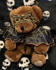 Godiva Teddy Bear Bat Spider Web Mask & Cape Halloween 8″ Plush EUC! Super Cute!