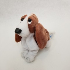Brown Bean Bag Basset Hound Dog Applause Plastic Pellets Plush Vintage.