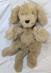 Vintage Gund Muttsy Tan Puppy Dog 1985 Plush Stuffed Animal Lovey Suede Paws 18”