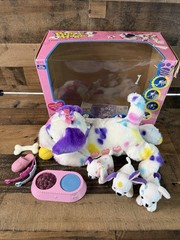 VINTAGE 2001 PUPPY MAGIC INTERACTIVE PUPPY FAMILY 33540 TOYBIZ