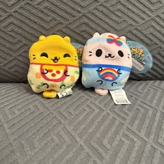 NWT Kittens vs. Gherkins Lil Rainbow Meow & Lil Slice Plush Cats vs. Pickles