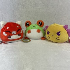 TeeTurtle Reversible Plushie 4″ Red and white Panda, Axoloti and Frog set of 3