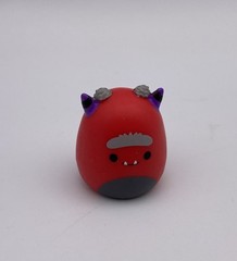 Squishmallow Mini Squish Squish-A-Longs Halloween – JEB RED MONSTER
