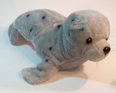 Leopard Seal Pup Plush. 14″ Long. No Tag.