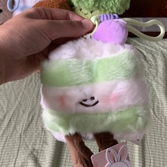 Mixed Lot of 5 Small Plush Food Stuffed Toys Boba Drink Broccoli Cake Cupcake