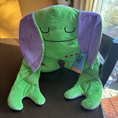NWT Bumpas “Shin Shin” Weighted Plush , Cuddle Pal, 14″ Body, 38″ Arms Reach
