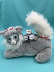 Vintage Hasbro Kitty Surprise Plush Cat Mom & 3 Baby Kittens 1992 Gray White 90s