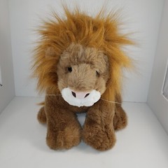 Lion Plush 14″ Unipak