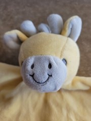 Dan Dee Yellow Giraffe Baby Security Blanket Rattle Knotted Corners Lovey Gray