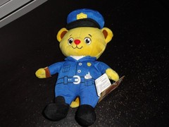 JAKKS 2016 DANIEL TIGER’S NEIGHBORHOOD POLICE OFFICER DANIEL TIGER 8.5″ PLUSH
