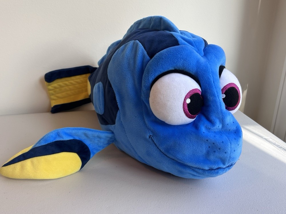 Disney Finding Dory Jumbo Plush By BANDAI 24” Long Cute Fish Floppy Soft VGUC