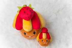 Pastry Pals 3 Cute Plush Toys for Holiday Sale – Looking for a New Home !