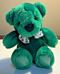 First Main Green Teddy Bear Plush 7″ Lucky 3 Leaf Clover Bow Tie St Patrick