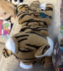 YEAR 2000 ENDANGERED SPECIES Complete set & Tags Mini Critters Collectors Series