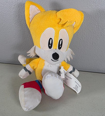 Sonic the Hedgehog Tails Plush 8” Tall Yellow SEGA Collectible Stuffed