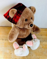 Summit. Corp 1988 Beige Teddy Bear Bunny Slippers Plush Stuffed Animal 12 Inches