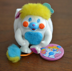 Pocket Popple Puffball 3″ Mini Plush Vintage 1986 Pom-Pom Tail w/Matching Magnet