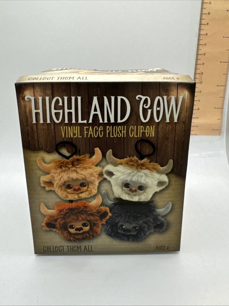 Highland Cow Vinyl Face Plush Clip On Keychain Charm Mystery Blind Box 5 Below
