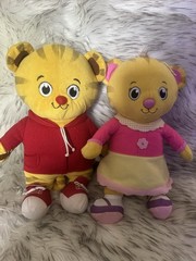 Daniel Tiger Neighborhood 12” Kohls Care Daniel & 12” Baby Margaret Plush