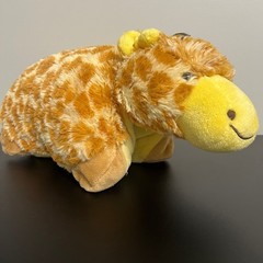Pillow Pets Pee-Wees Giraffe Plush Travel Size Stuffed Animal Yellow