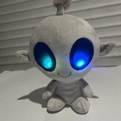 Aurora Galactic Cuties Bob Alien Plush 10″ Light Up Eyes Blue Green Red Stuffed
