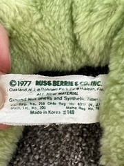 Vintage Russ Berries & Co. Inc. 1977 Fleegie