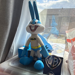 Warner Bros. Looney Tunes Bugs Bunny Batman Costume Plush, Small 6-14 in
