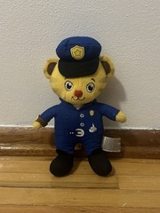 Daniel Tiger’s Neighborhood Daniel Tiger Police Uniform 9.5″ Plush Stuffed Toy