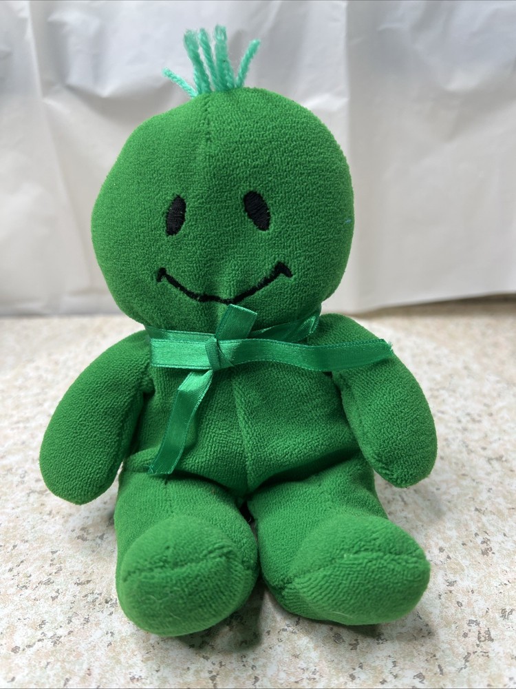 Vintage St Patricks Day Happy Go Lucky Green Stuffed Beanbag Plush 8″ Spiky Hair