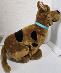 Vintage Scooby Doo Plush 24″ Stuffed Sitting Hanna Barbera Dog Jumbo Large