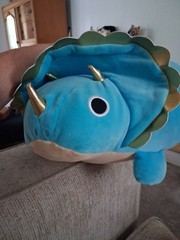 ICHI TRADING OVERSTUFFED LARGE DINOSAUR PLUSH TRICERATOPS SITTING NEW (READ)