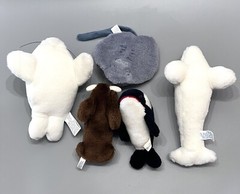 Vintage Sea World Plush Shamu, Manta Ray, White Beluga Whale, Walrus & Harp Seal